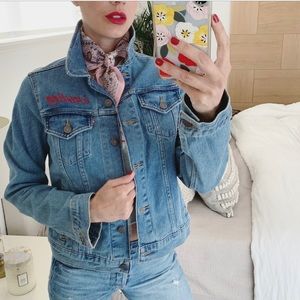 LEVI’S Embroidered Trucker Denim Jacket